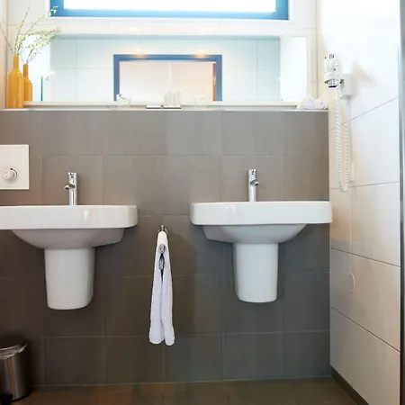 Babylon - Alkmaar 4* Heerhugowaard