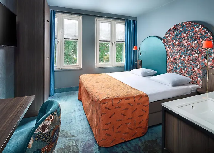 Hotel Babylon Heerhugowaard - Alkmaar Отель Херхюговард