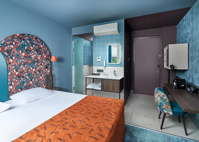 Отель Hotel Babylon Heerhugowaard - Alkmaar Херхюговард