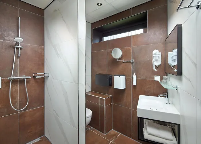 Hotel Babylon Heerhugowaard - Alkmaar Херхюговард