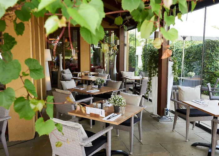 Hotel Babylon Heerhugowaard - Alkmaar Отель Херхюговард