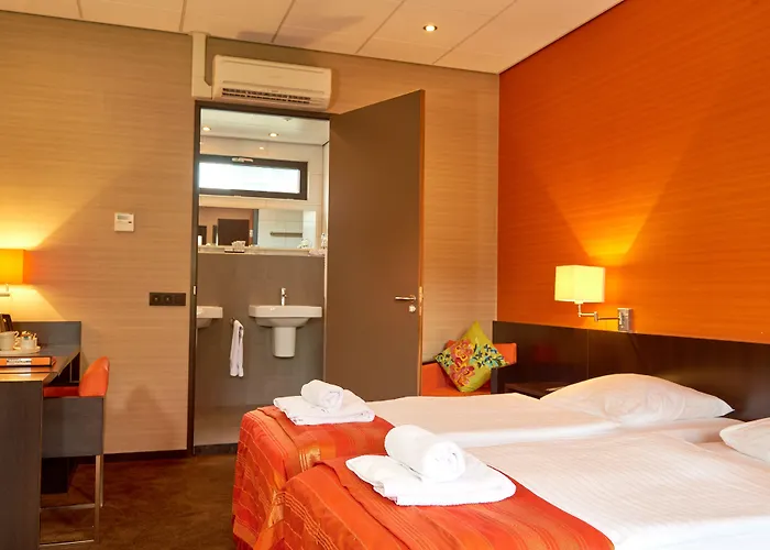 Hotel Babylon Heerhugowaard - Alkmaar 4*