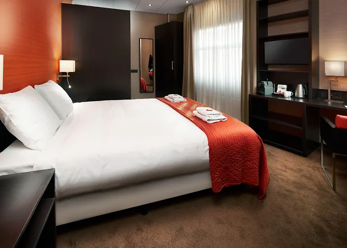 Hotel Babylon Heerhugowaard - Alkmaar 4* Херхюговард