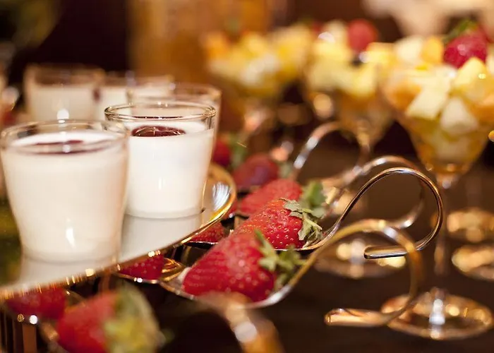 Hotel Babylon Heerhugowaard - Alkmaar Отель Херхюговард